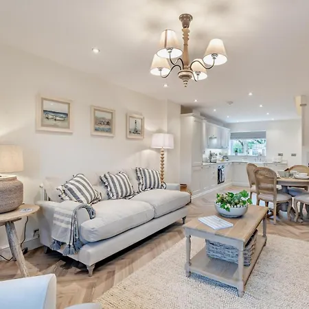 2 Bed In Maryport Oc-95716 *